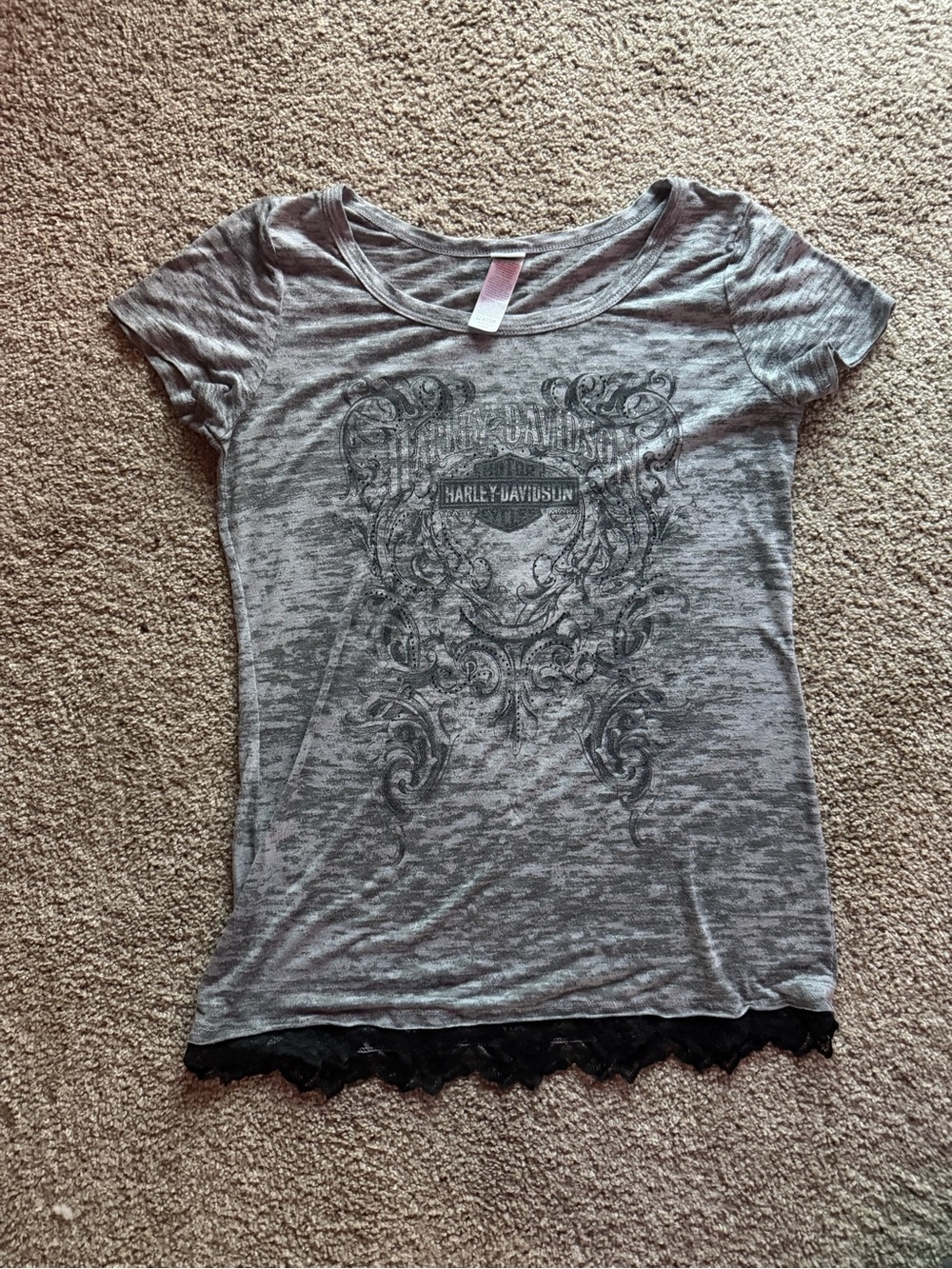 Harley-Davidson Gray Short-Sleeve Graphic Tee with Black Lace Trim